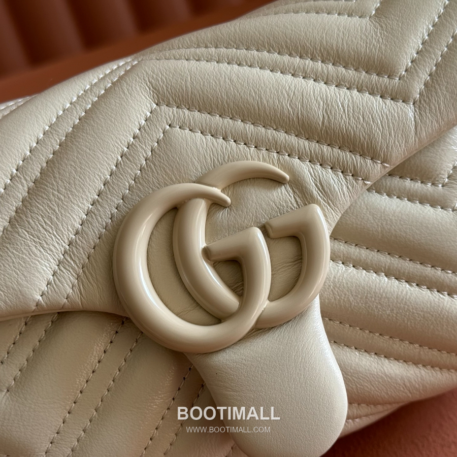 Gucci GG Marmont Mini Matelassé Leather 구찌 GG 마몽 미니 마틀라세 레더 숄더백 856368 아이보리 20cm 5