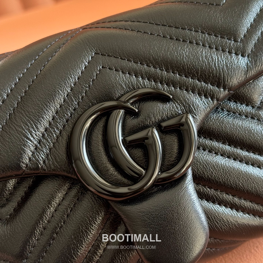 Gucci GG Marmont Mini Matelassé Leather 구찌 GG 마몽 미니 마틀라세 레더 숄더백 856368 블랙 20cm 5