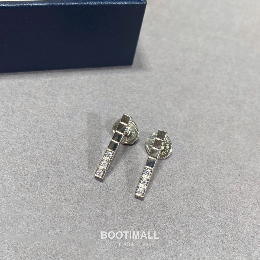 Chopard Ice Cube Pave Stud Earrings 쇼파드 아이스 큐브 파베 스터드 귀걸이 5