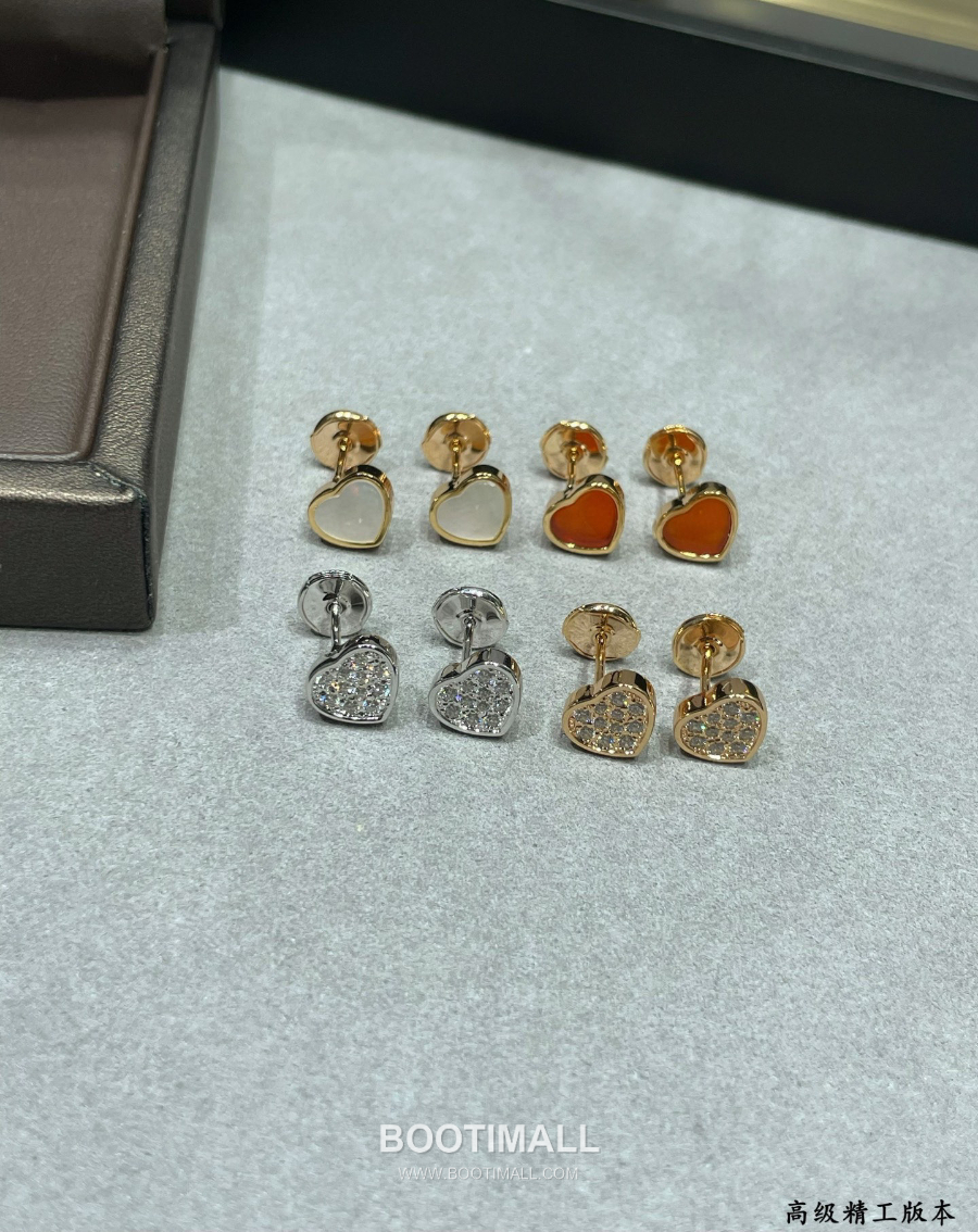 Chopard Happy Hearts Mini Heart Stud Earrings White/Red 쇼파드 해피 하츠 미니 하트 스터드 귀걸이 화이트/레드 5