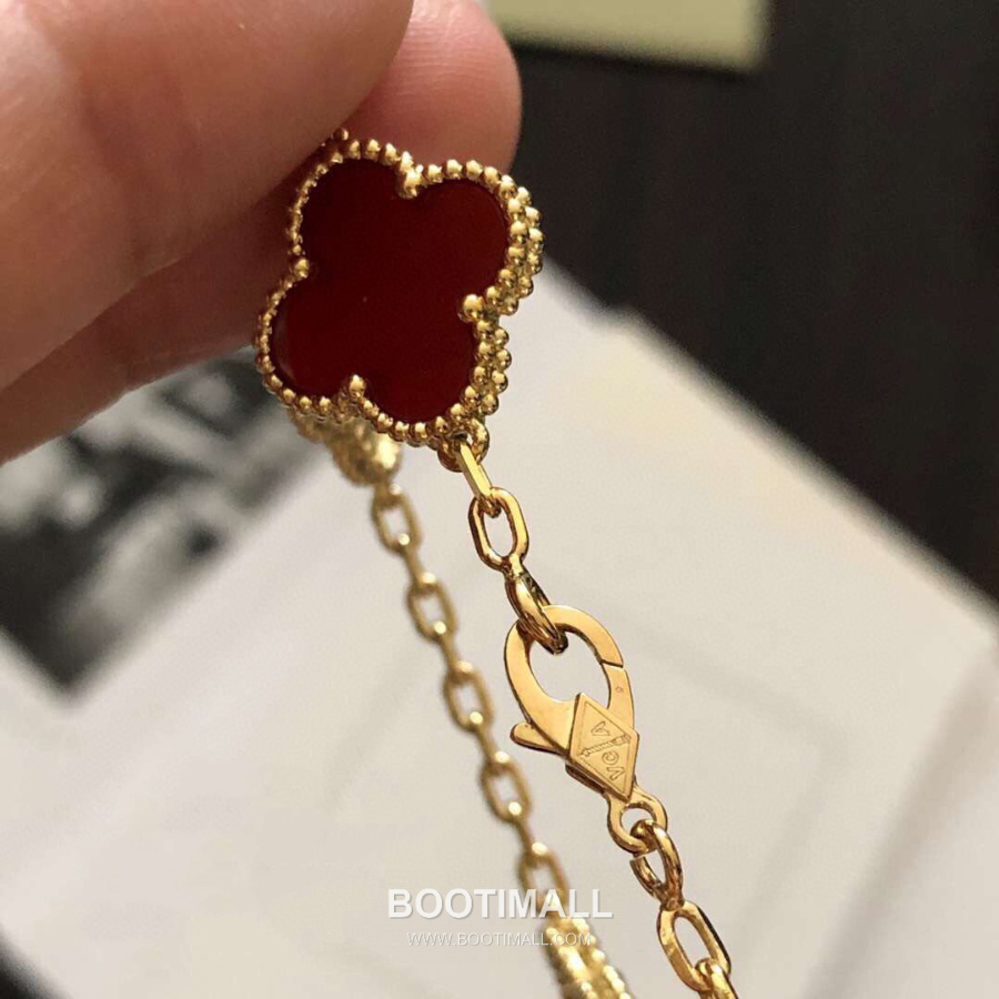 Van Cleef & Arpels Vintage Alhambra Bracelet 반클리프 아펠 빈티지 알함브라 브레이슬릿 카닐리언 18K 옐로우 골드 8