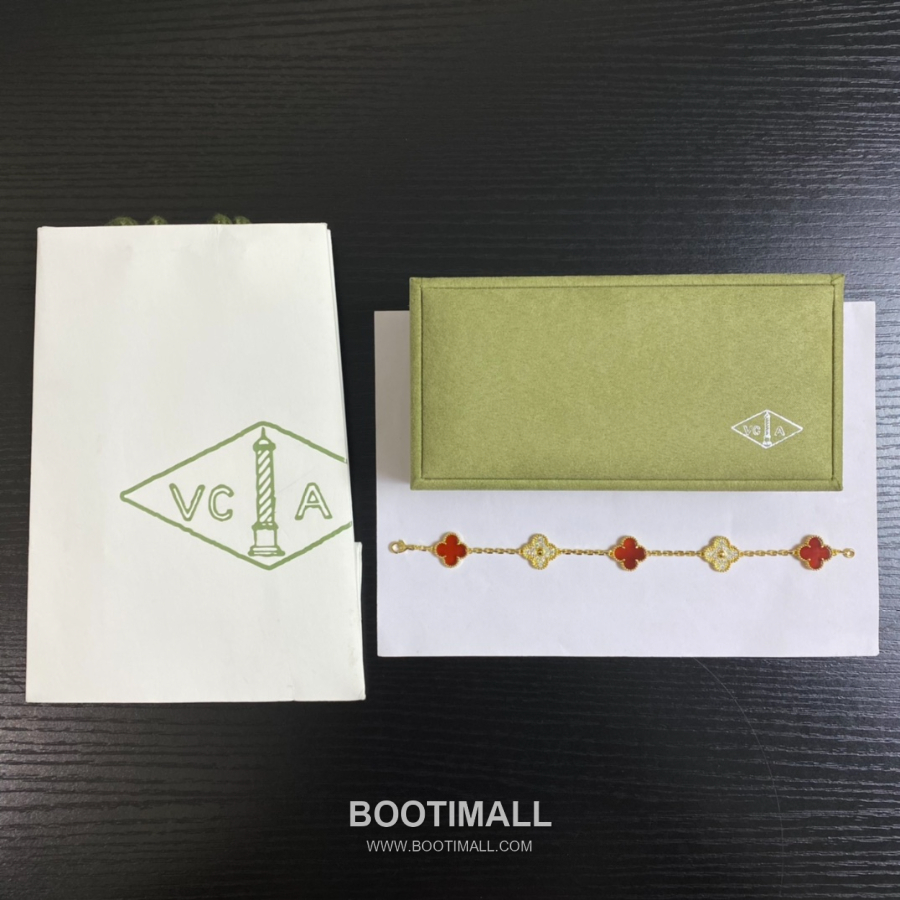 Van Cleef & Arpels Vintage Alhambra Bracelet 5 Motifs 반클리프 아펠 빈티지 알함브라 브레이슬릿 5 모티프 50주년 한정 에디션 6