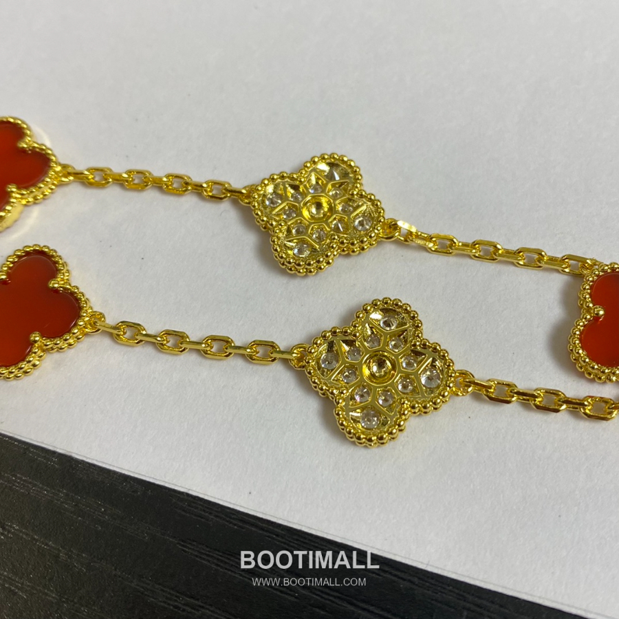 Van Cleef & Arpels Vintage Alhambra Bracelet 5 Motifs 반클리프 아펠 빈티지 알함브라 브레이슬릿 5 모티프 50주년 한정 에디션 11