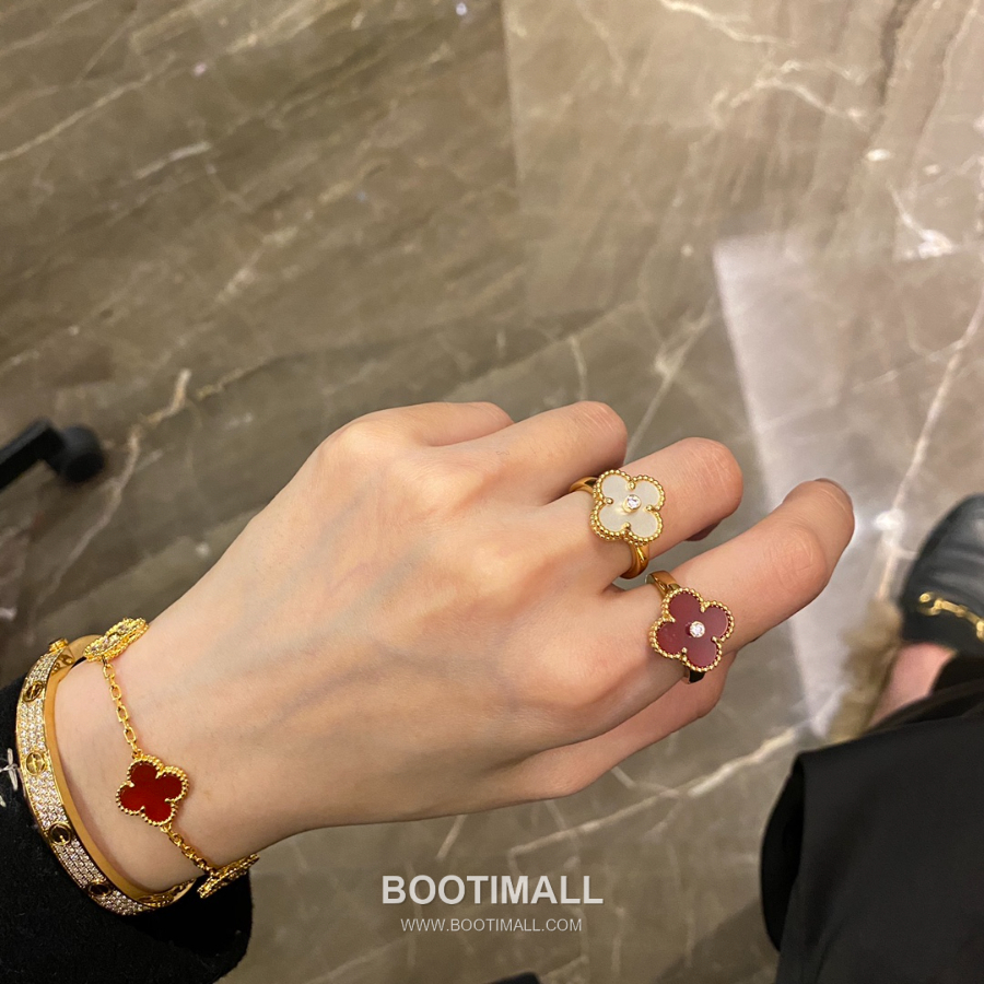 Van Cleef & Arpels Vintage Alhambra Bracelet 5 Motifs 반클리프 아펠 빈티지 알함브라 브레이슬릿 5 모티프 50주년 한정 에디션 1