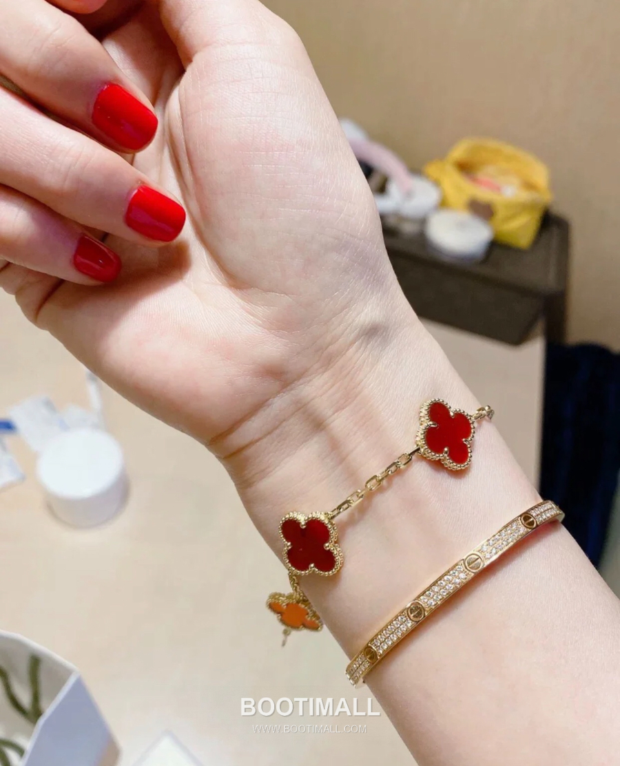 Van Cleef & Arpels Vintage Alhambra Bracelet 5 Motifs 반클리프 아펠 빈티지 알함브라 브레이슬릿 5 모티프 멀티 스톤 18K 옐로우 골드 6