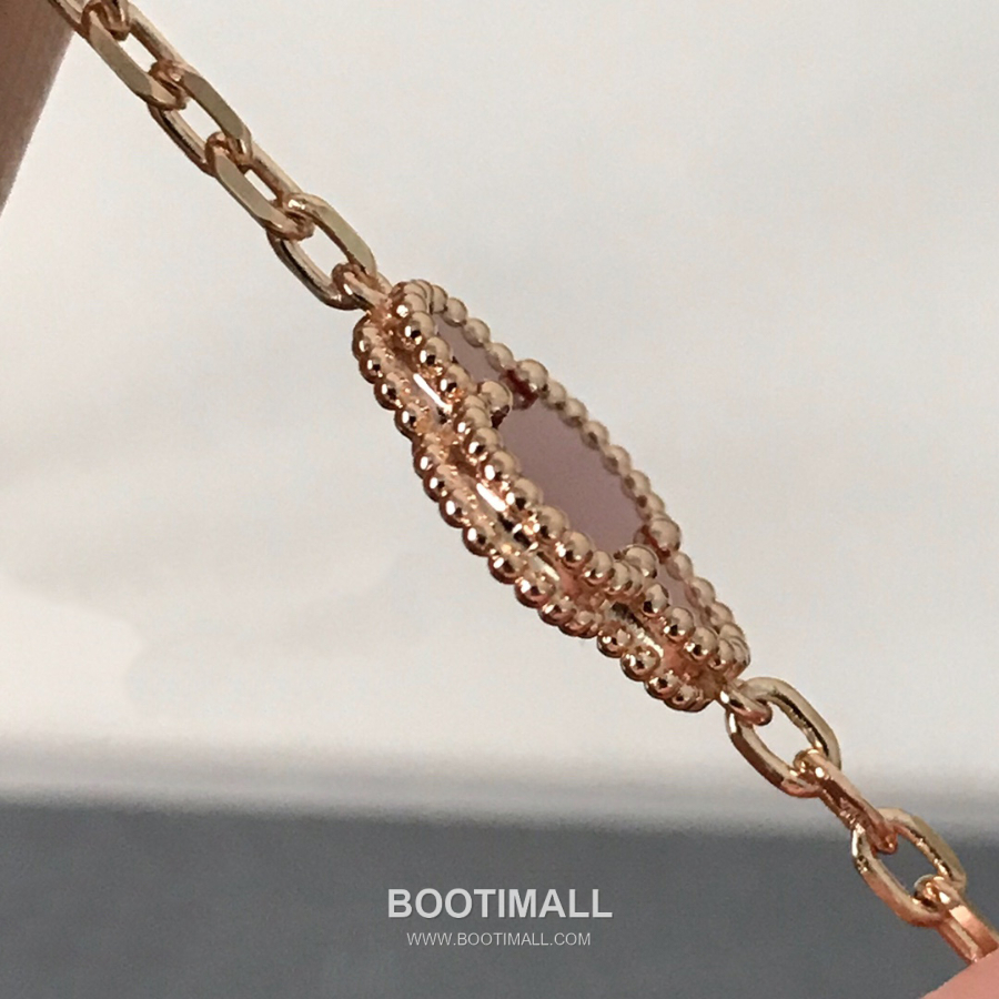 Van Cleef & Arpels Vintage Alhambra Bracelet 5 Motifs 반클리프 아펠 빈티지 알함브라 브레이슬릿 5 모티프 멀티 스톤 18K 옐로우 골드 14