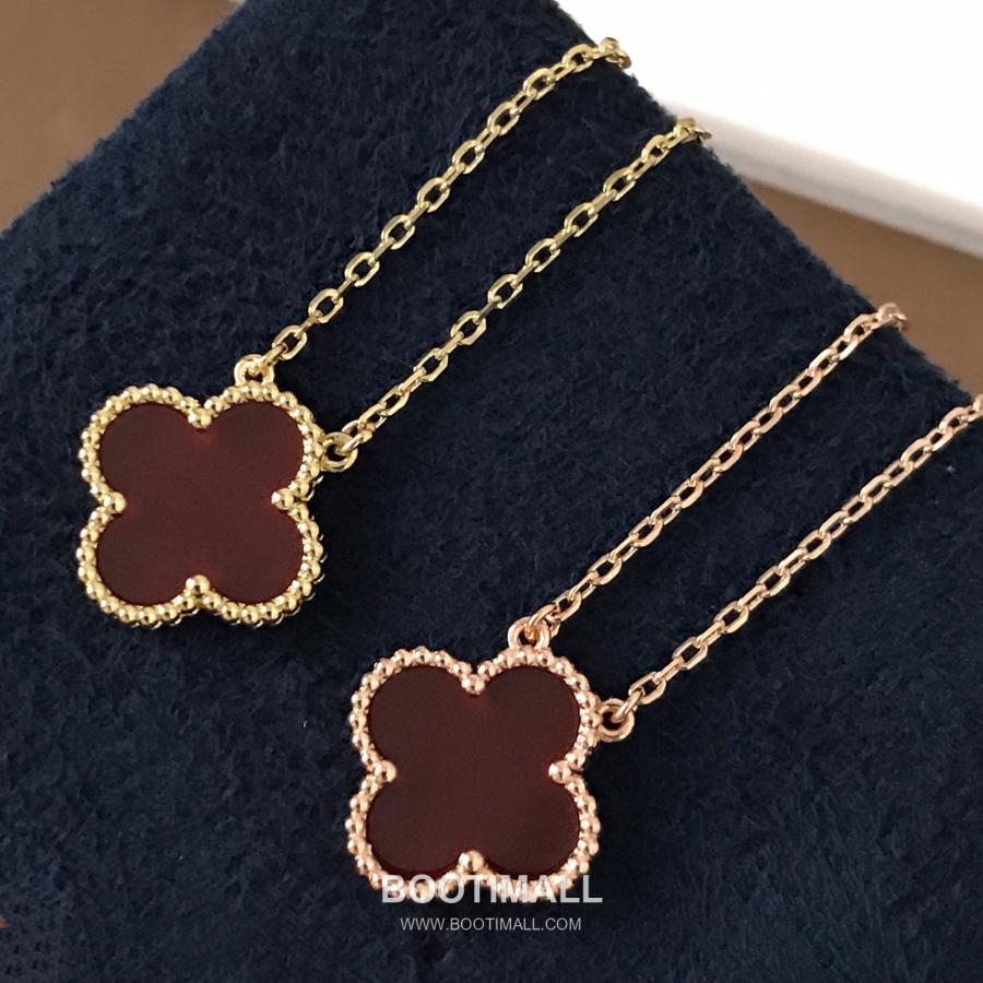 Van Cleef & Arpels Vintage Alhambra Pendant Necklace 반클리프 아펠 빈티지 알함브라 펜던트 네크리스 카닐리언 18K 옐로우 골드 8