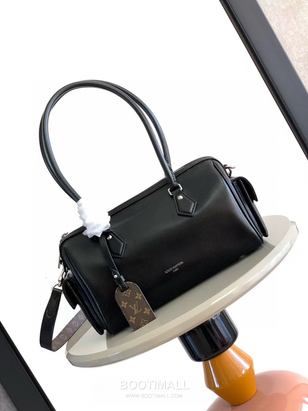 Louis Vuitton Speedy Cargo Vibe 루이비통 스피디 카고 바이브 M12934 블랙 28cm 1