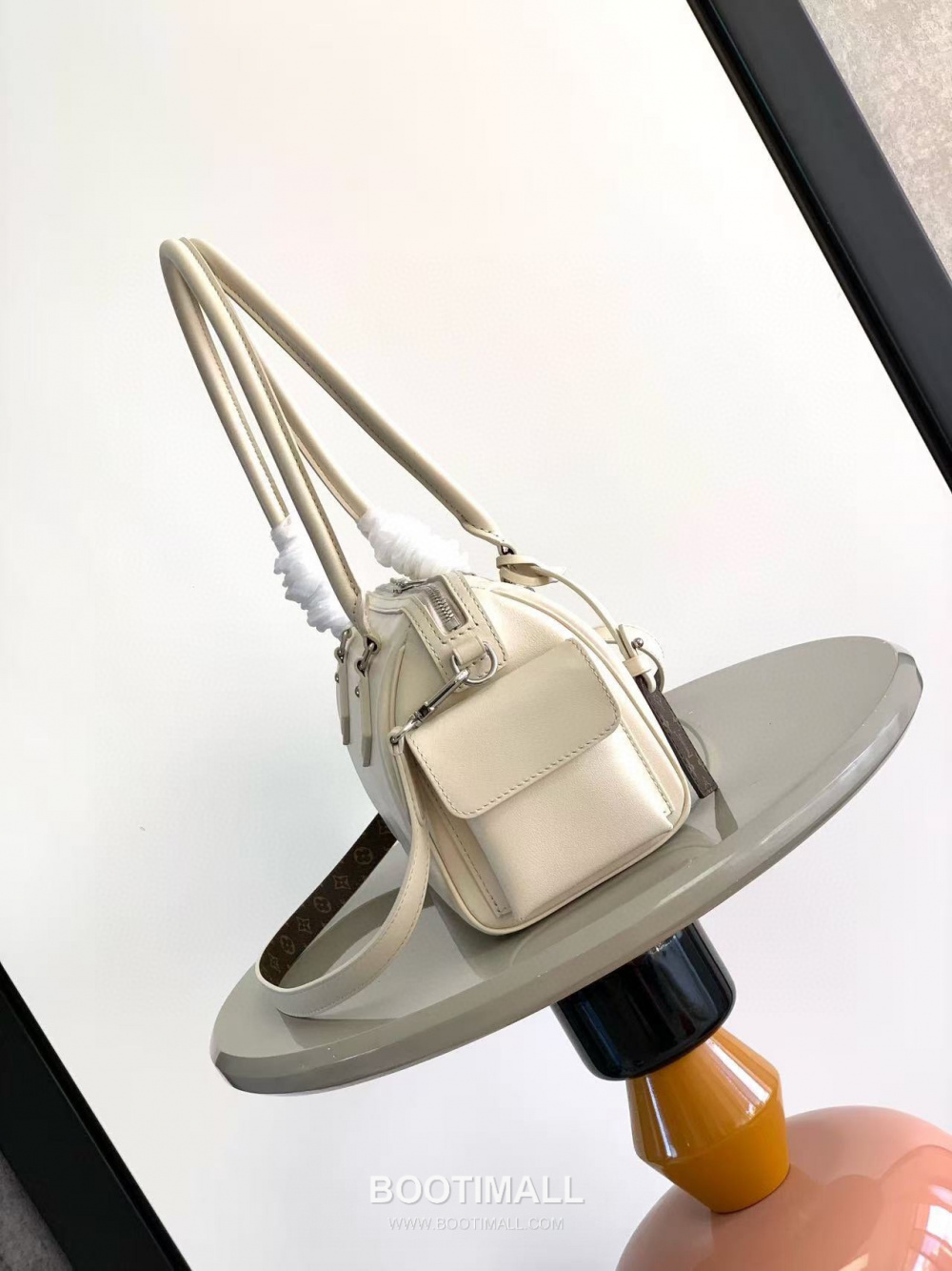 Louis Vuitton Speedy Cargo Vibe 루이비통 스피디 카고 바이브 M12934 베이지 28cm 2