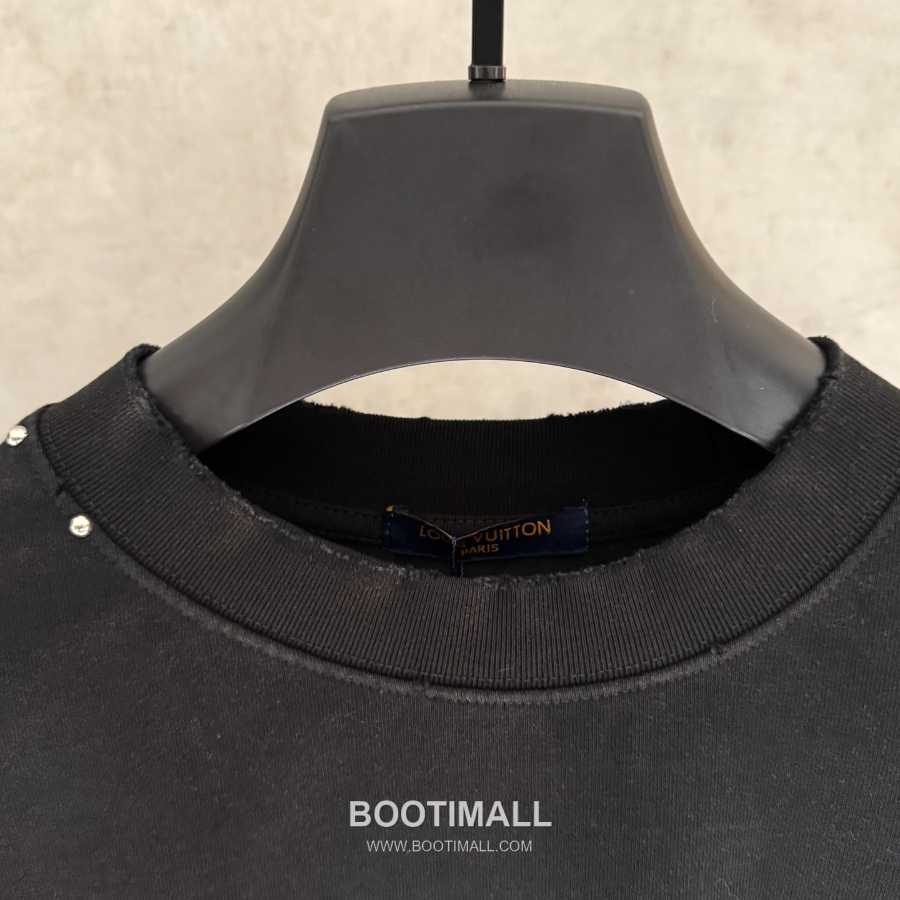 Louis Vuitton LV Patch Embroidered T-Shirt 루이비통 LV 패치 자수 반팔 티셔츠 6