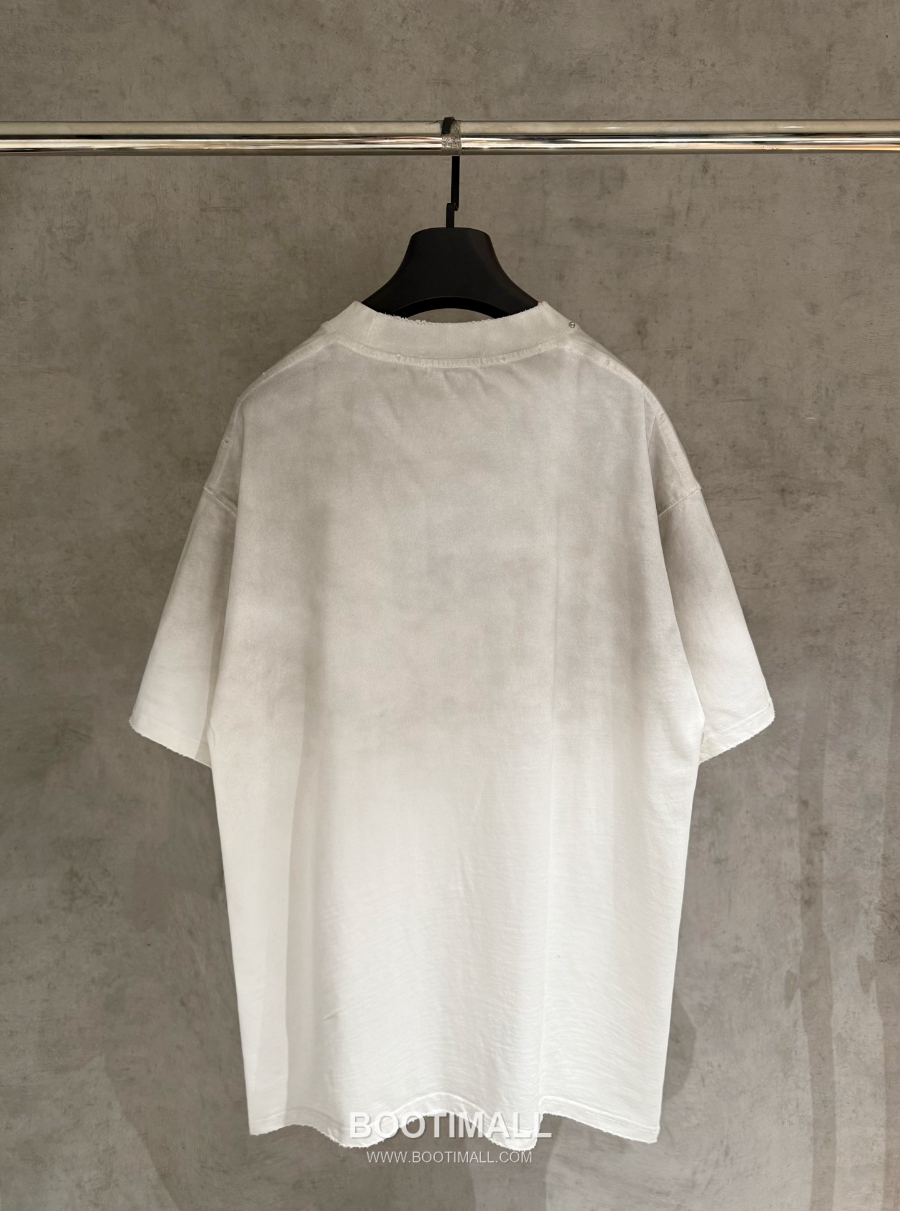 Louis Vuitton LV Patch Embroidered T-Shirt 루이비통 LV 패치 자수 반팔 티셔츠 10