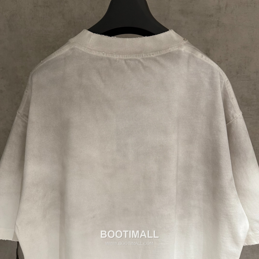 Louis Vuitton LV Patch Embroidered T-Shirt 루이비통 LV 패치 자수 반팔 티셔츠 12