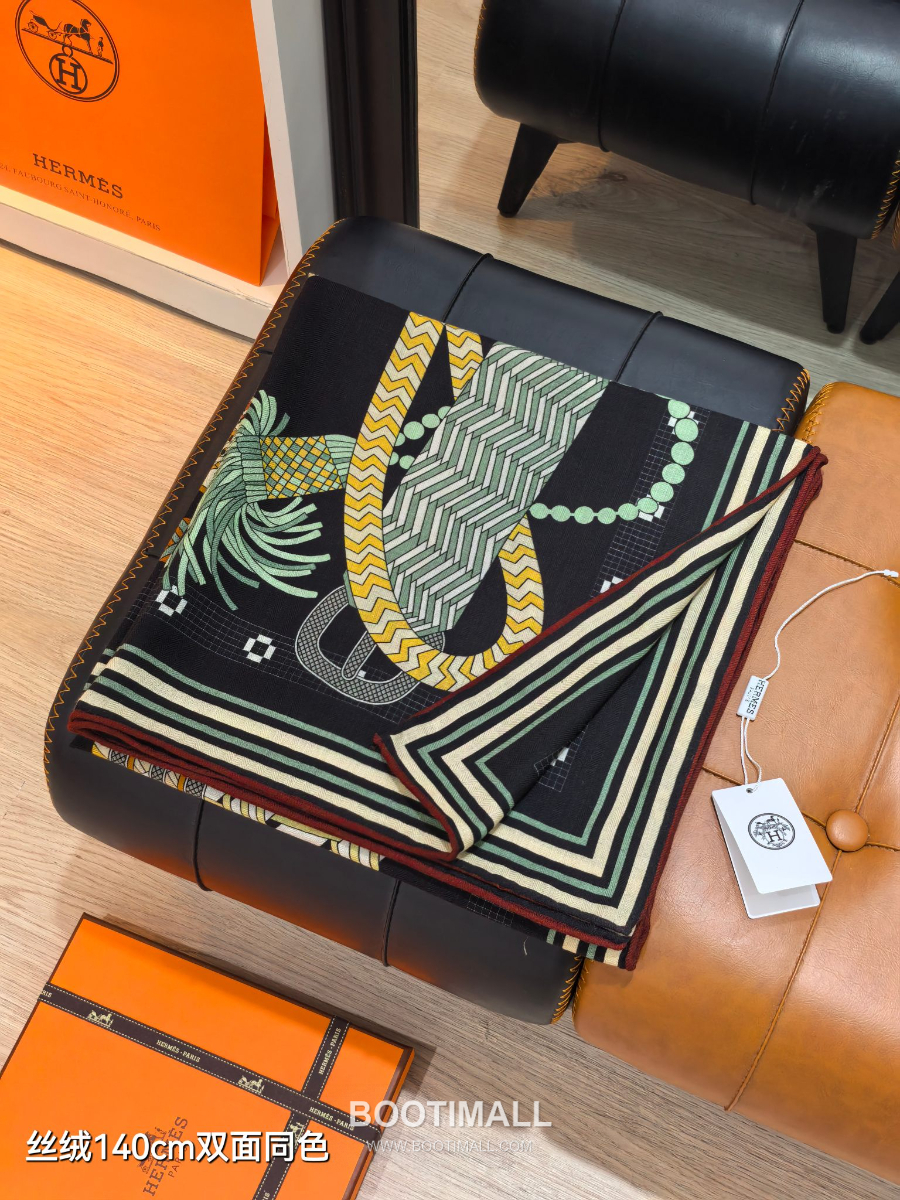 Hermes Cashmere Silk Shawl “Tout en Tresse” RHMS2581 에르메스 캐시미어 실크 숄 140 “뚜 앙 트레스” RHMS2581 40cm 2