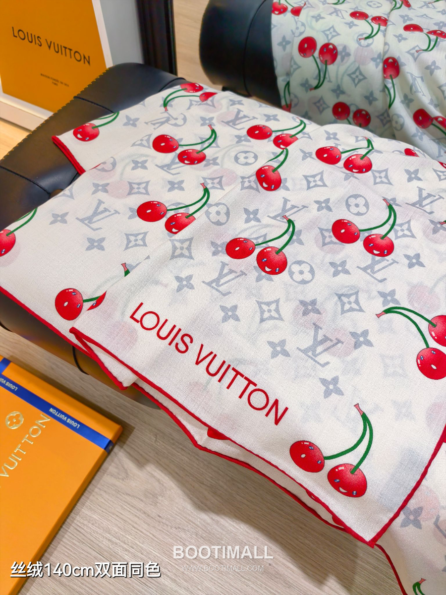 Louis Vuitton x Takashi Murakami Cashmere 루이비통 x 다카시 무라카미 캐시미어 실크 숄 140 모노그램 체리(세리즈) RLV2541-1 140cm 6
