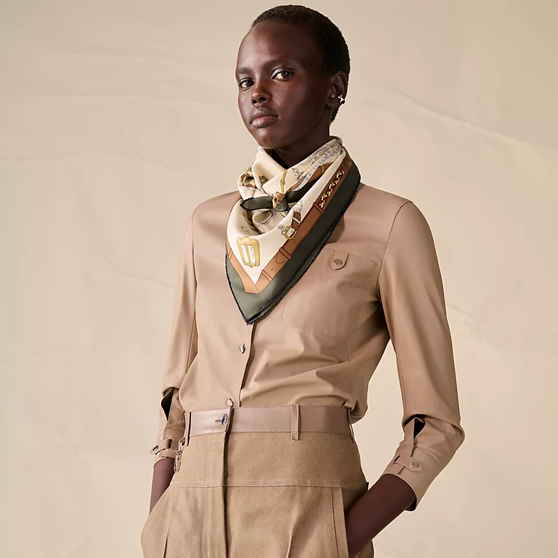 Hermes Twill Silk Scarf 90 “Cavalier du Ciel 에르메스 트윌 실크 스카프 90 카발리에 뒤 씨엘 SHMS2589 90×90cm 2