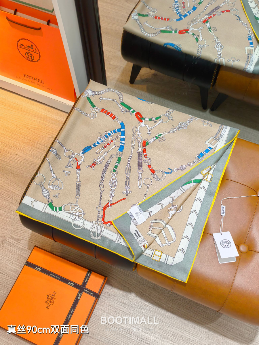 Hermes Twill Silk Scarf 90 “Cavalier du Ciel 에르메스 트윌 실크 스카프 90 카발리에 뒤 씨엘 SHMS2589-1 90×90cm 4