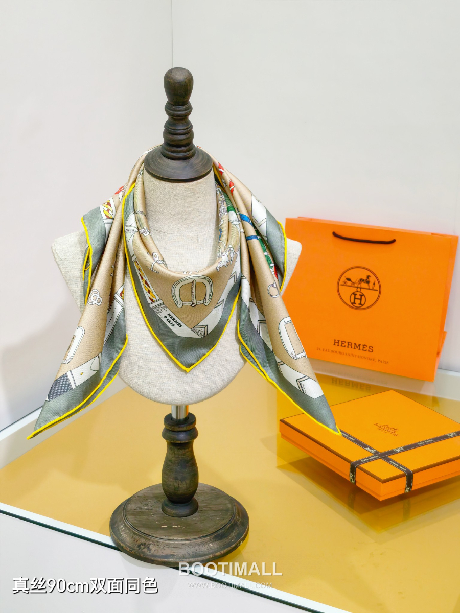 Hermes Twill Silk Scarf 90 “Cavalier du Ciel 에르메스 트윌 실크 스카프 90 카발리에 뒤 씨엘 SHMS2589-1 90×90cm 9