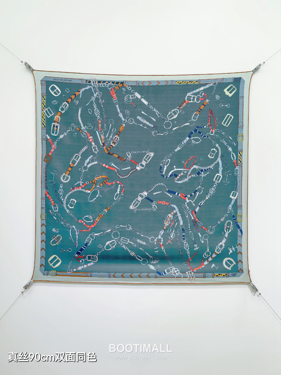 Hermes Twill Silk Scarf 90 “Cavalier du Ciel 에르메스 트윌 실크 스카프 90 카발리에 뒤 씨엘 SHMS2589-2 90×90cm 3