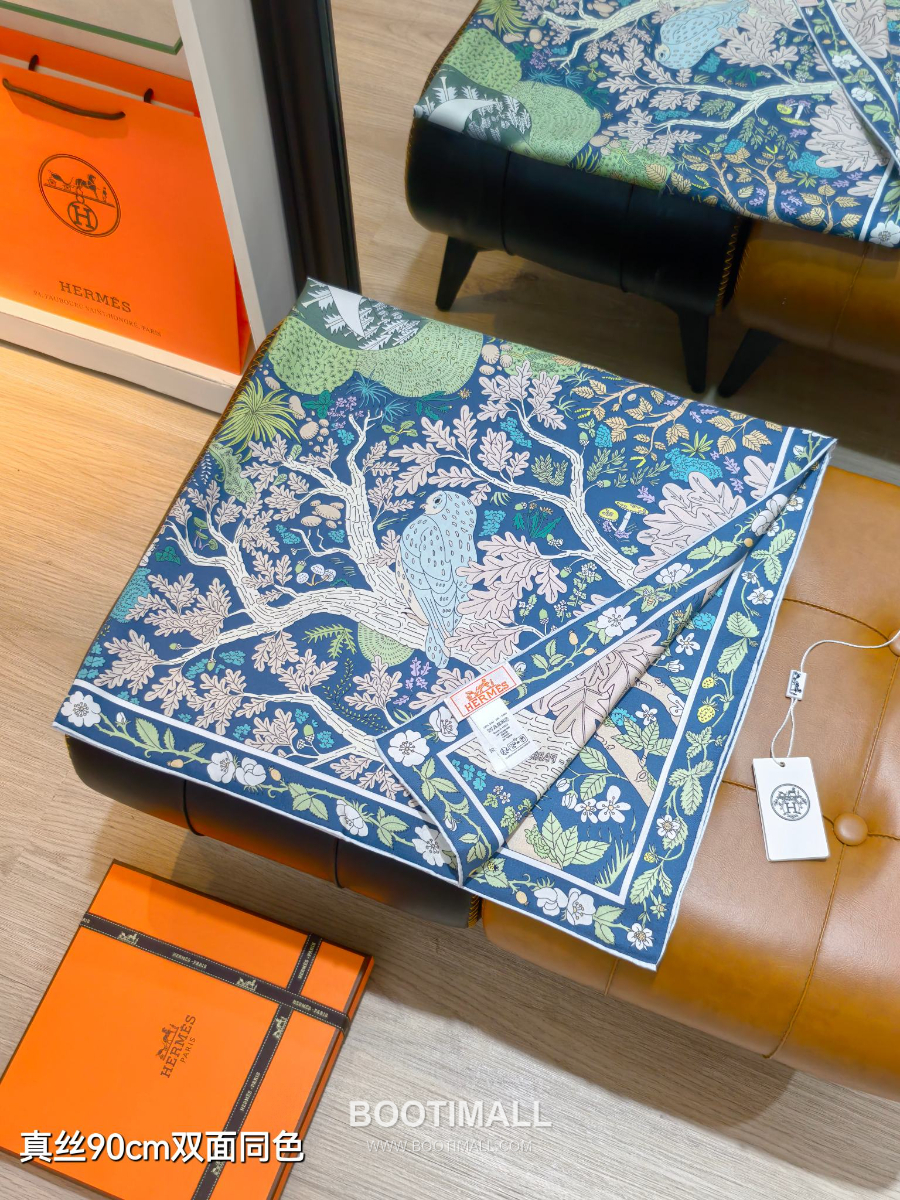 Hermes Twill Silk Scarf 90 “Coupe de Mai 에르메스 트윌 실크 스카프 90 “쿠프 드 메이(5월 신의 컵)” SHMS2569 90×90cm 4