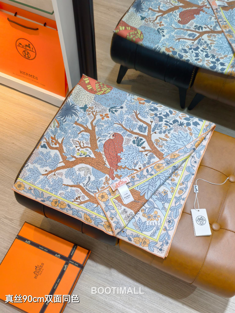 Hermes Twill Silk Scarf 90 “Coupe de Mai 에르메스 트윌 실크 스카프 90 “쿠프 드 메이(5월 신의 컵)” SHMS2569-1 90×90cm 4