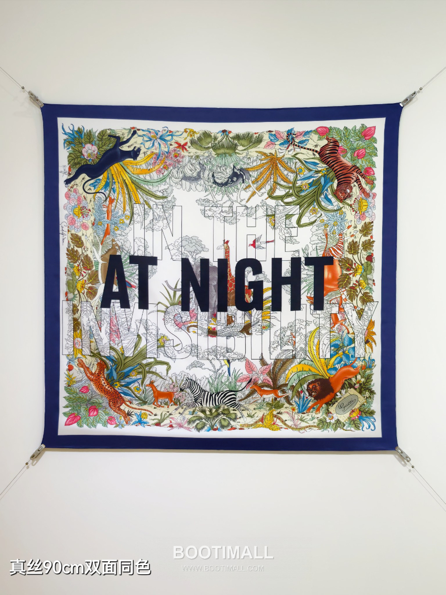 Gucci Project Printed Silk Carre “In The Invisibility At Night 구찌 프로젝트 프린트 실크 까레 인 더 인비저빌리티 앳 나이트 90×90cm 3