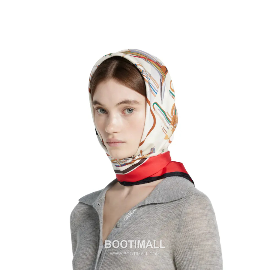 Gucci Project Printed Silk Carre “If Only For A Second” 구찌프로젝트 프린트 실크 까레 “이프 온리 포 어 세컨드” 90×90cm 2