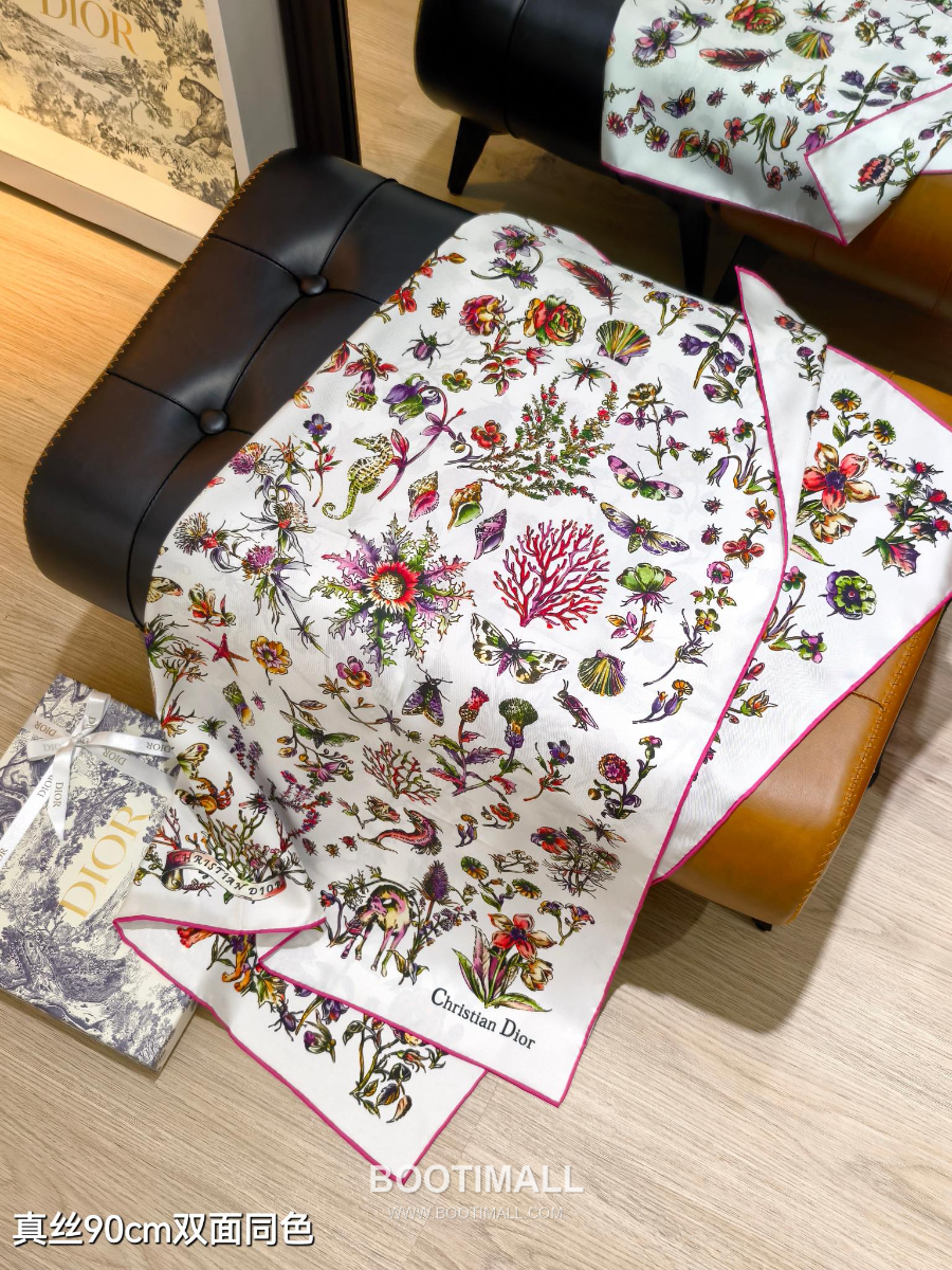 Dior Cabinet de Curiosites 90 Square Silk Twill Scarf 디올 까비네 드 퀴리오지테 90 실크 트윌 스카프 90×90cm 4
