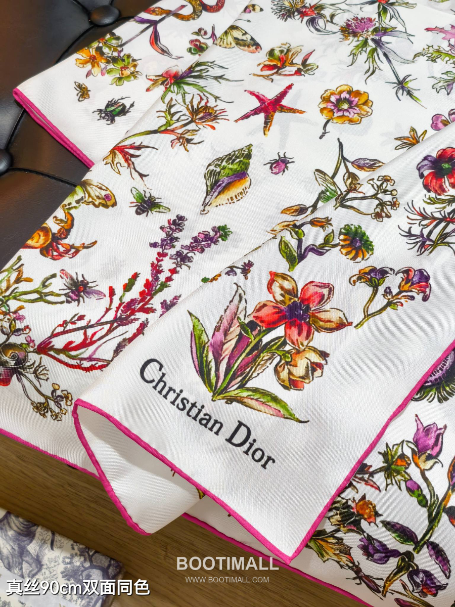 Dior Cabinet de Curiosites 90 Square Silk Twill Scarf 디올 까비네 드 퀴리오지테 90 실크 트윌 스카프 90×90cm 5