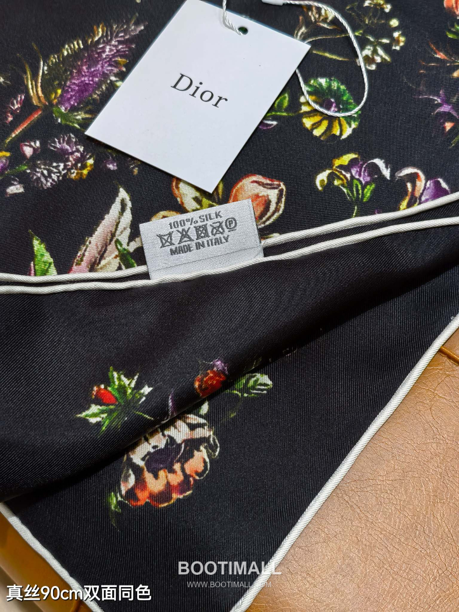Dior Cabinet de Curiosites 90 Square Silk Twill Scarf 디올 까비네 드 퀴리오지테 90 실크 트윌 스카프 SDO2516 90×90cm 5