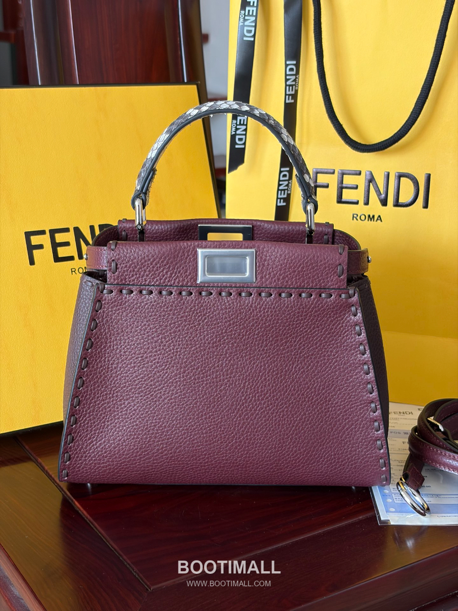 Fendi Peekaboo Mini Selleria Grained Calfskin 펜디 피카부 미니 셀레리아 그레인드 카프스킨 토트백 23cm 1