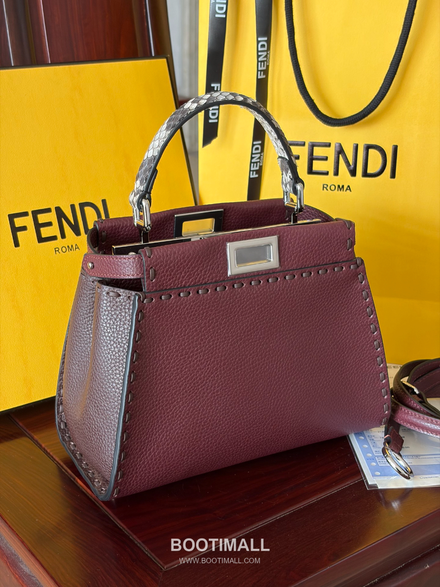 Fendi Peekaboo Mini Selleria Grained Calfskin 펜디 피카부 미니 셀레리아 그레인드 카프스킨 토트백 23cm 2