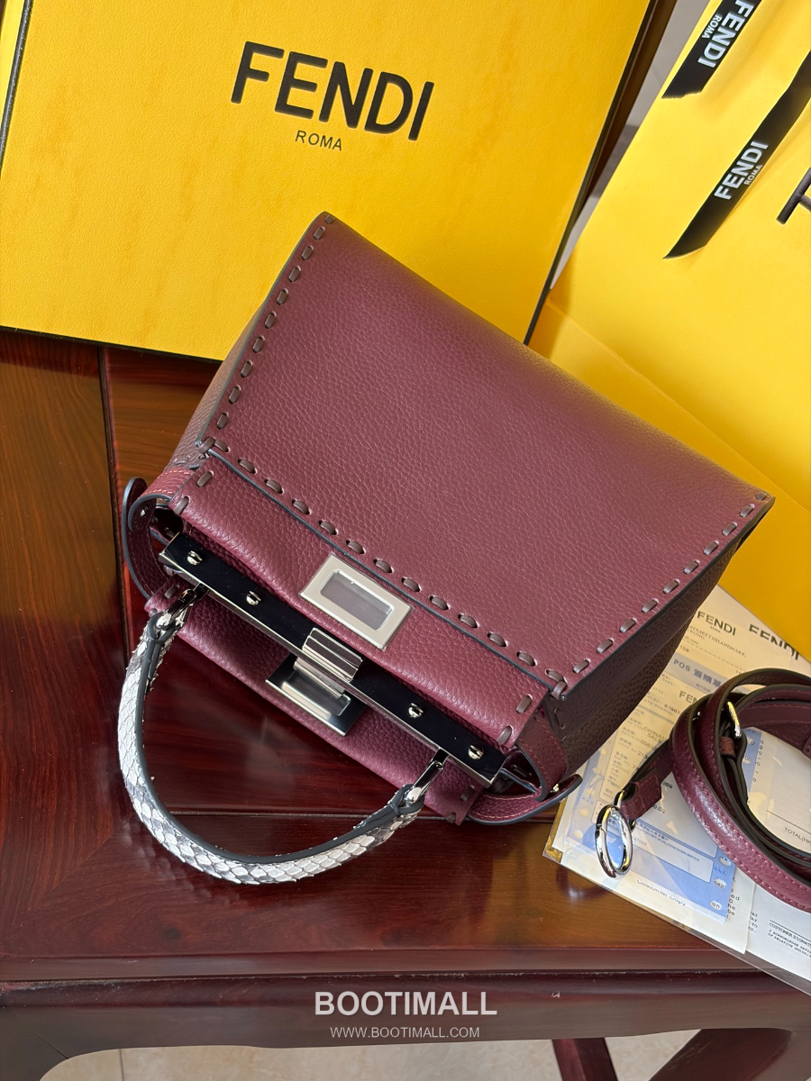 Fendi Peekaboo Mini Selleria Grained Calfskin 펜디 피카부 미니 셀레리아 그레인드 카프스킨 토트백 23cm 5