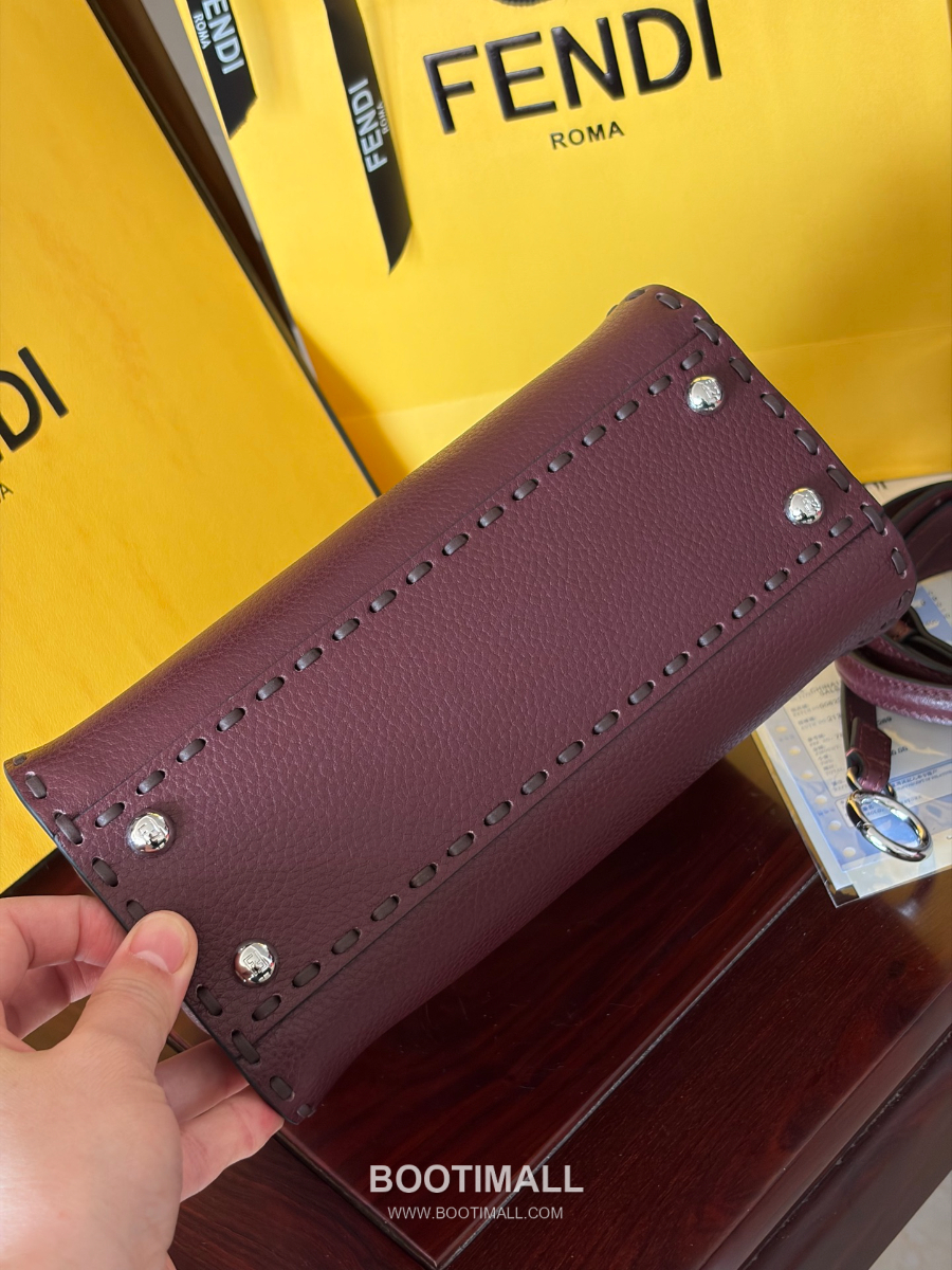 Fendi Peekaboo Mini Selleria Grained Calfskin 펜디 피카부 미니 셀레리아 그레인드 카프스킨 토트백 23cm 6