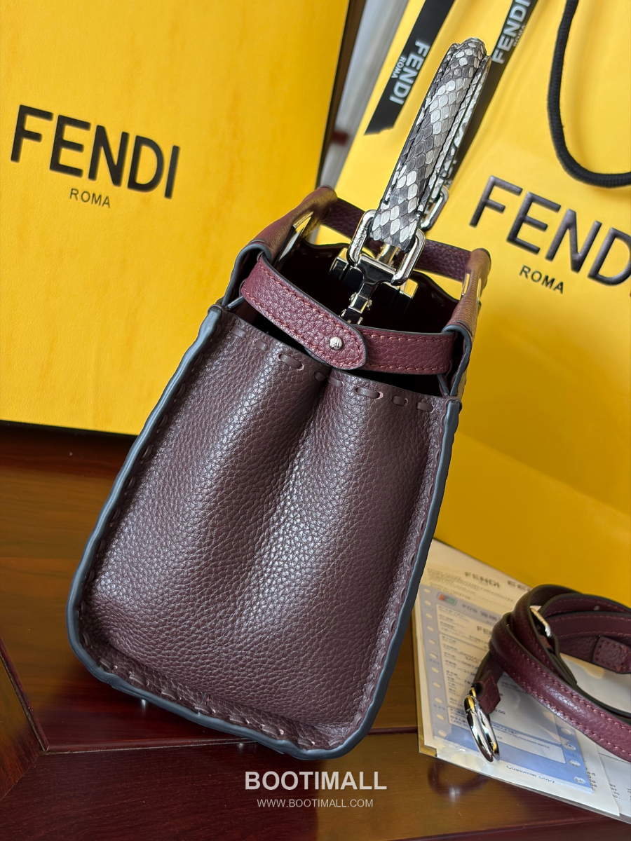 Fendi Peekaboo Mini Selleria Grained Calfskin 펜디 피카부 미니 셀레리아 그레인드 카프스킨 토트백 23cm 7