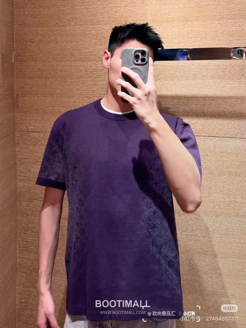 Louis Vuitton Monogram Spray-Effect Panel Cotton T-Shirt 루이비통 모노그램 스프레이 이펙트 패널 코튼 티셔츠 버건디 4