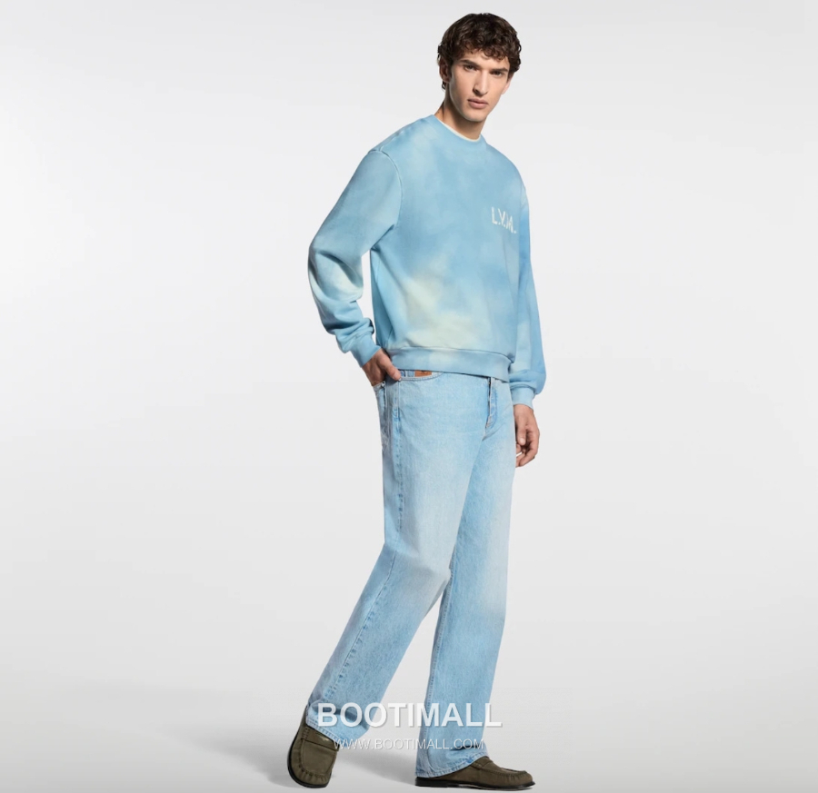 Louis Vuitton Tie-Dye Cotton Sweatshirt with Logo Print 루이비통 타이다이 코튼 스웨트셔츠 로고 프린트 라이트 블루 1