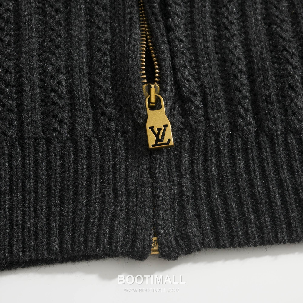 Louis Vuitton Shearling Collar Zip-Up Wool Blend Sweater 루이비통 시어링 카라 집업 울 혼방 스웨터 블랙 11