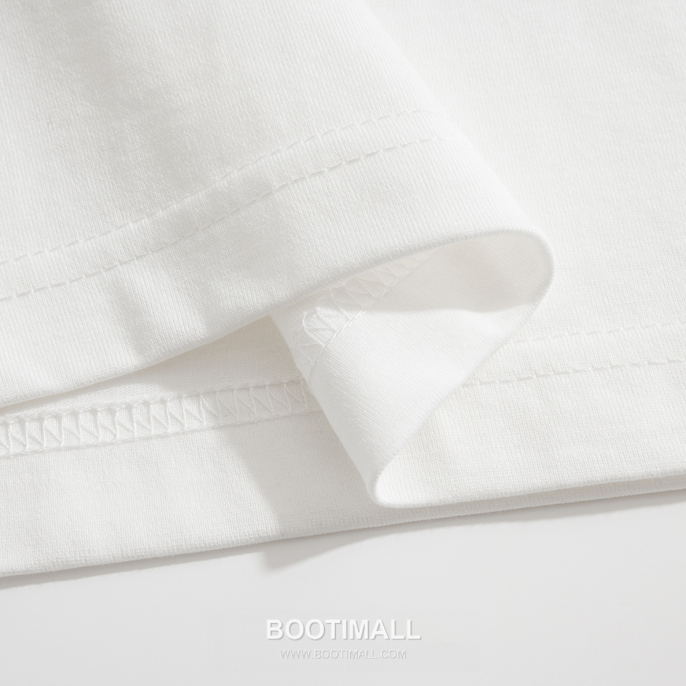 Louis Vuitton “Snakes and Ladders” Print T-Shirt 루이비통 스네이크 앤 래더 프린트 티셔츠 화이트 9