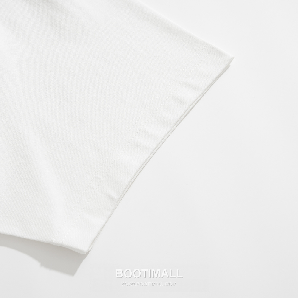 Louis Vuitton “Snakes and Ladders” Print T-Shirt 루이비통 스네이크 앤 래더 프린트 티셔츠 화이트 10