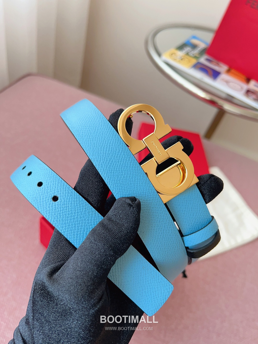 Ferragamo Reversible Gancini Belt 살바토레 페라가모 리버서블 간치니 양면벨트 블랙/스카이블루 2.5cm 1