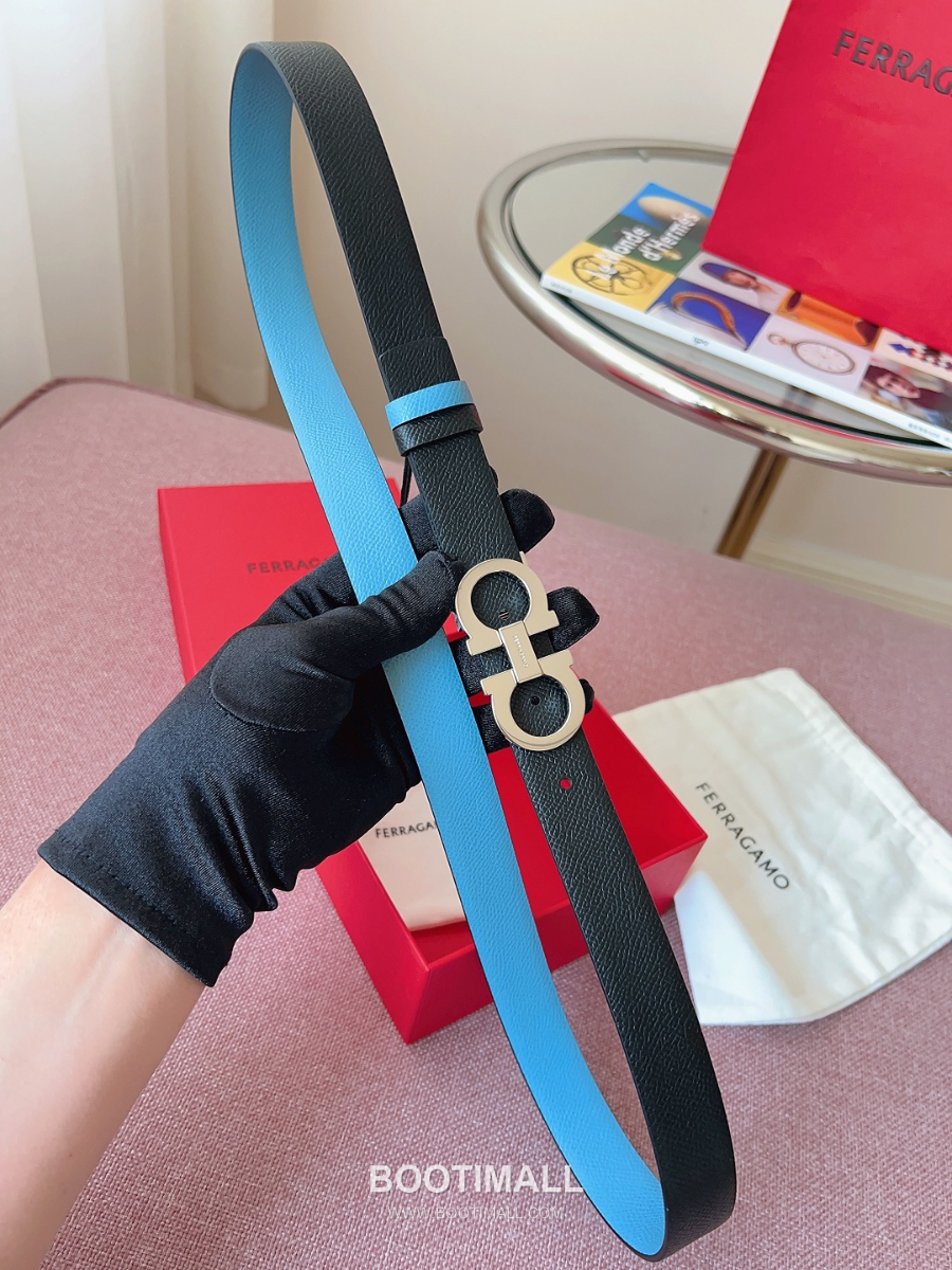 Ferragamo Reversible Gancini Belt 살바토레 페라가모 리버서블 간치니 양면벨트 블랙/스카이블루 2.5cm 22