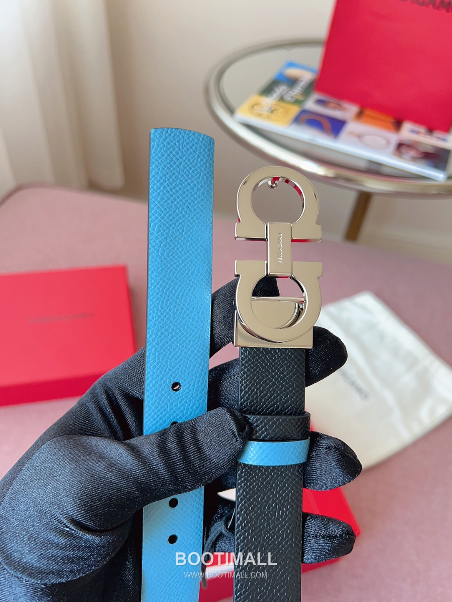 Ferragamo Reversible Gancini Belt 살바토레 페라가모 리버서블 간치니 양면벨트 블랙/스카이블루 2.5cm 24