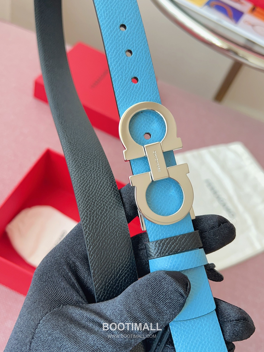 Ferragamo Reversible Gancini Belt 살바토레 페라가모 리버서블 간치니 양면벨트 블랙/스카이블루 2.5cm 26