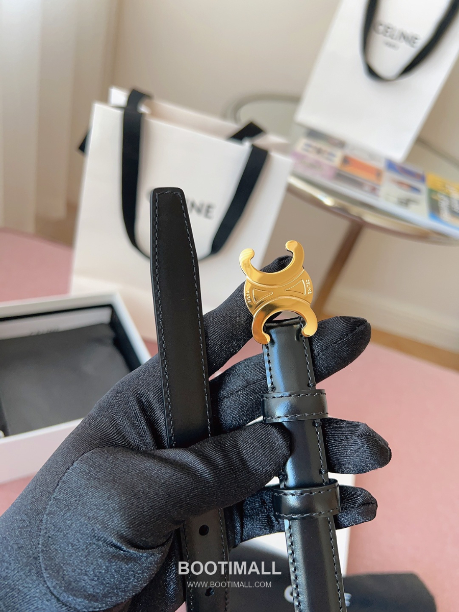 CELINE Triomphe Skinny Belt in Calfskin 셀린느 트리옹프 스키니 벨트 블랙 카프스킨 골드 버클 1.8cm 7