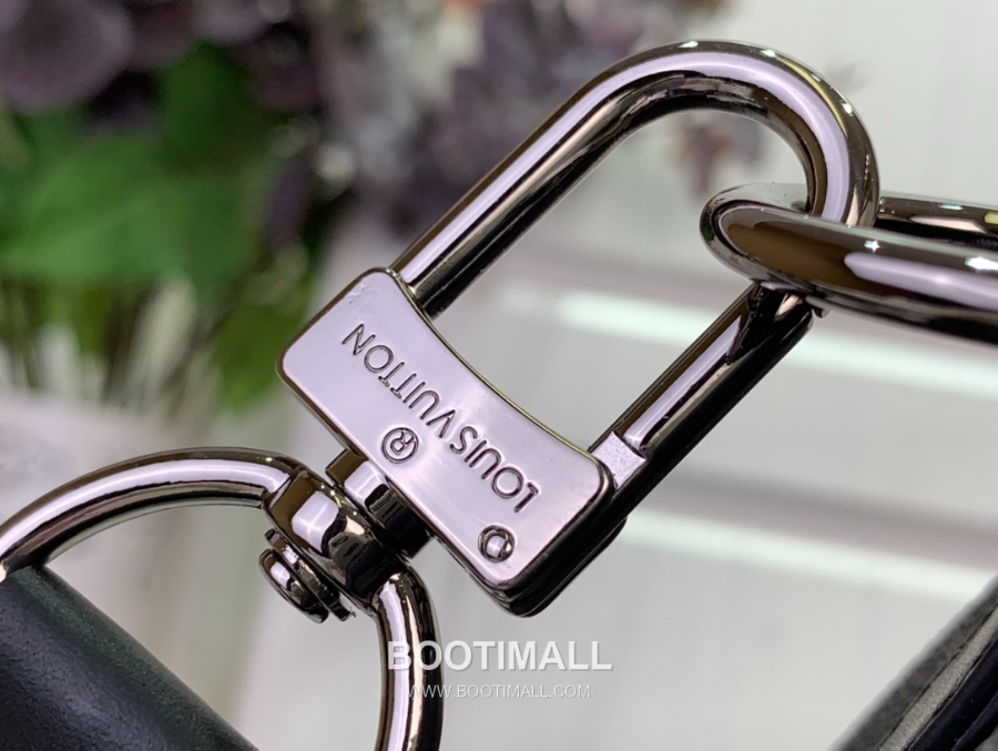 Louis Vuitton Keepall Bandoulière M01942 루이 비통 키폴 반둘리에 25 모노그램 스크린 프린트 핸드백 25cm 10