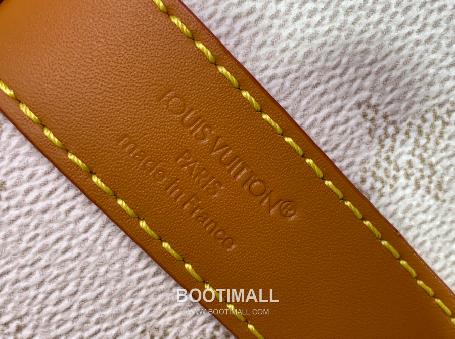 Louis Vuitton Keepall Bandoulière  M15076 루이 비통 키폴 반둘리에 25 모노그램 헤리티지 코티드 캔버스 핸드백 25cm 10