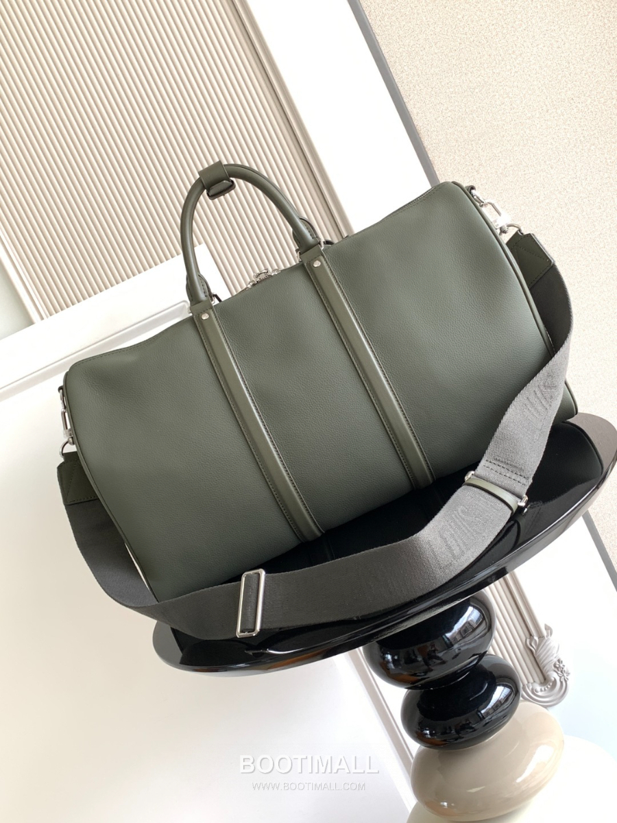 Louis Vuitton Keepall 50 LV Aerogram Leather M21536 루이 비통 키폴 50 LV 에어로그램 레더 트래블 더플백 50cm 3