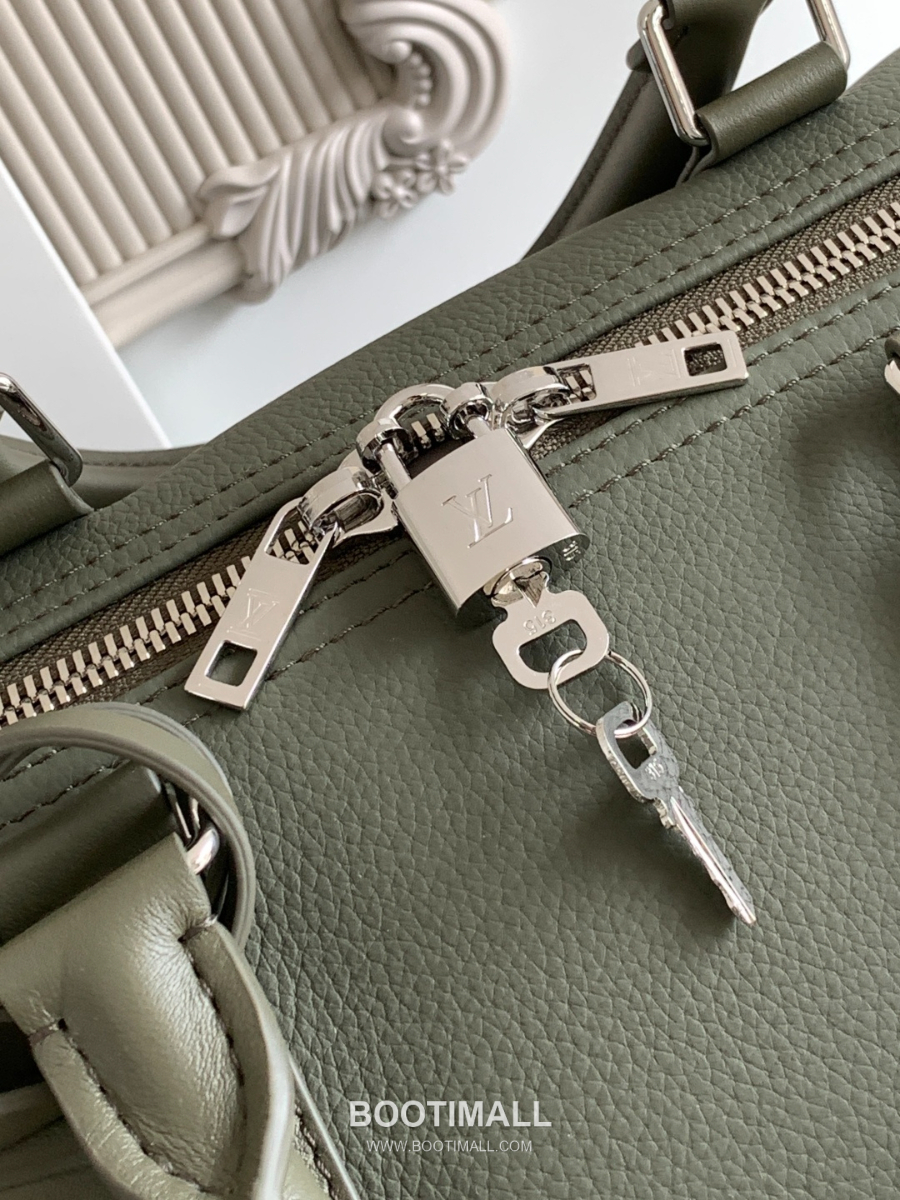 Louis Vuitton Keepall 50 LV Aerogram Leather M21536 루이 비통 키폴 50 LV 에어로그램 레더 트래블 더플백 50cm 6
