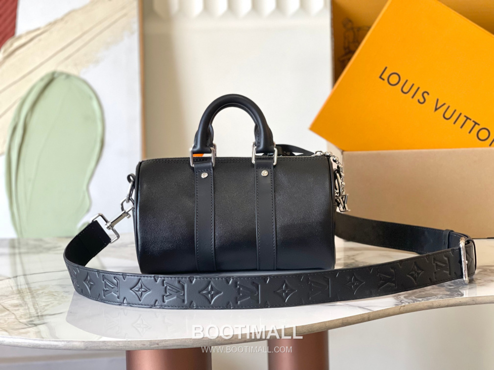 Louis Vuitton Keepall Cargo Bandoulière 25 M13988 루이 비통 키폴 카고 반둘리에 25 레더 트리밍 미니 더플백 25cm 6