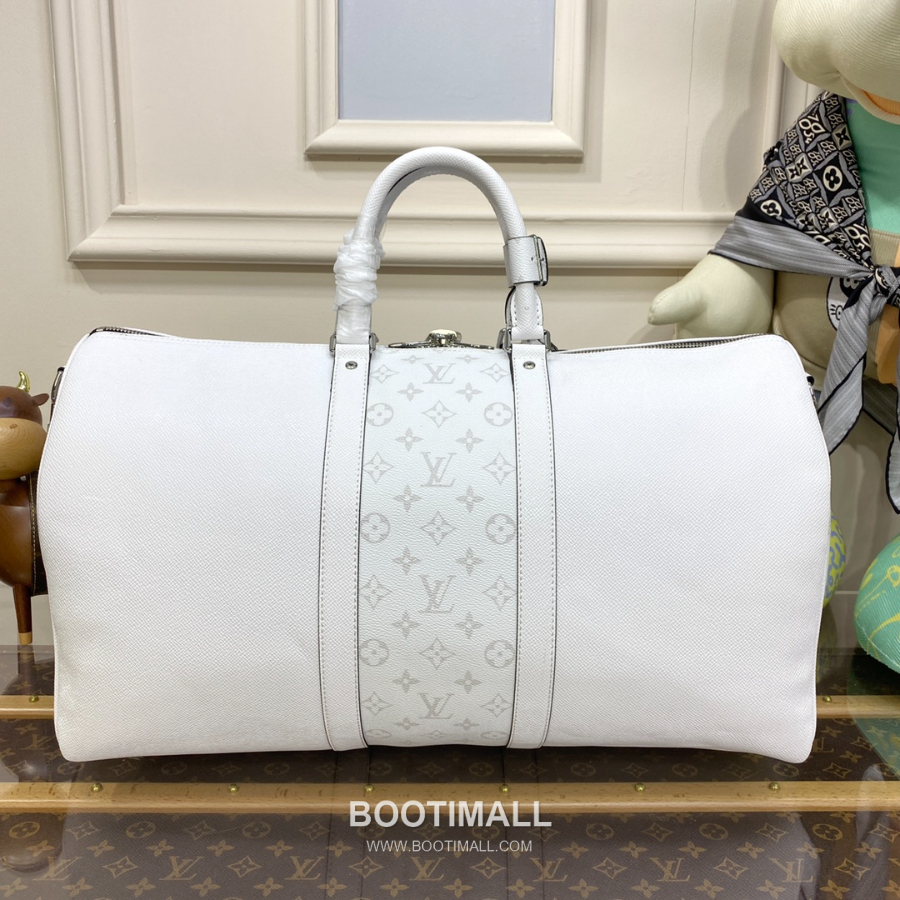 Louis Vuitton Keepall 45 Taiga Leather M30235 / M30885 루이 비통 키폴 45 타이가 레더 트래블 더플백 45cm 2